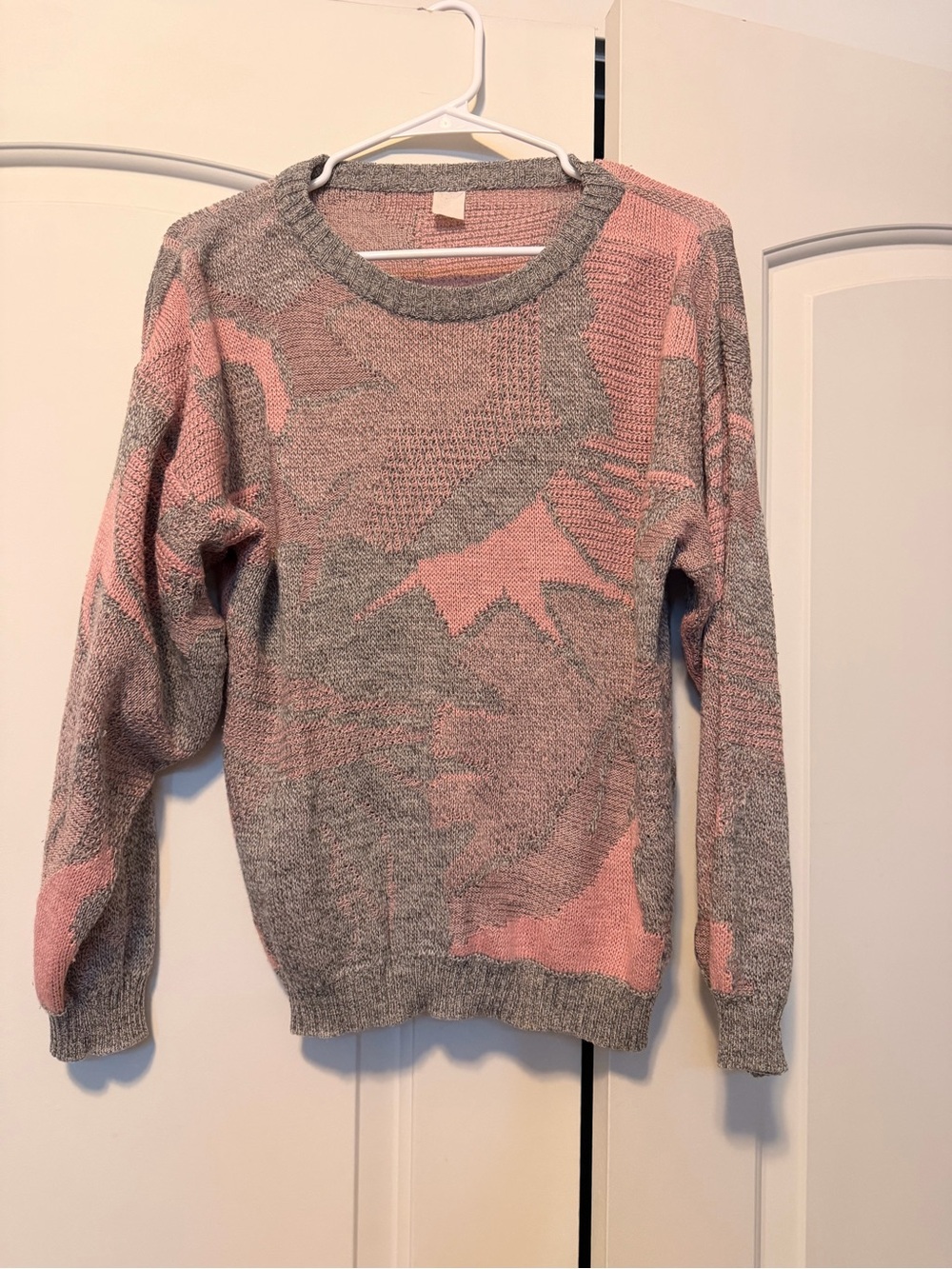 Vintage - 80’s/early 90s - Women's Pink and Gray Knit Sweater - Crewneck- S